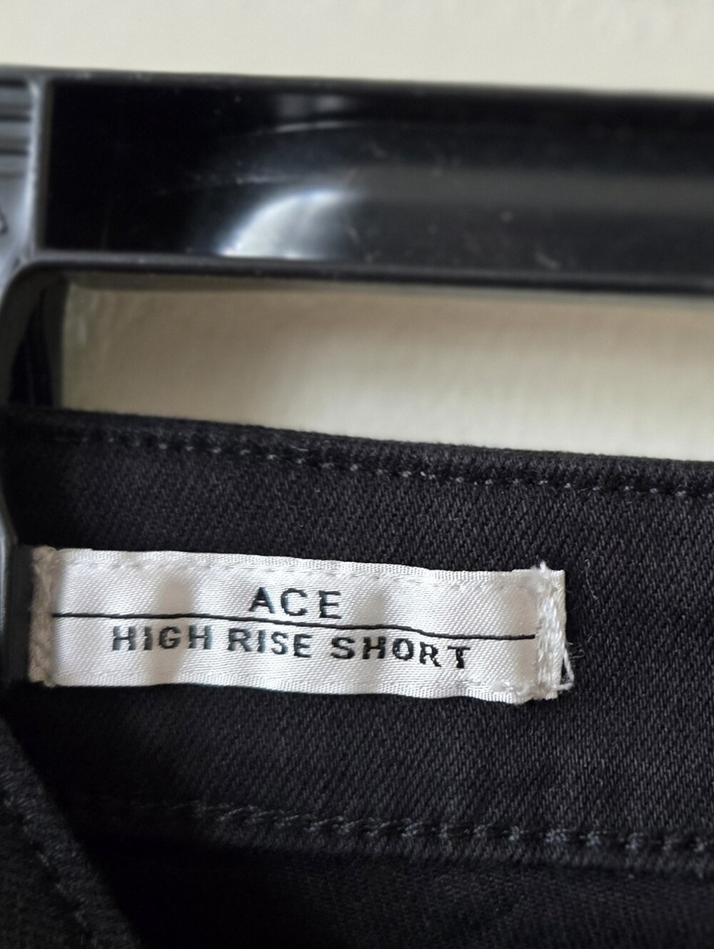 Vigoss Black Cropped Bermuda Jeans with Raw Hem - Picture 2 of 4